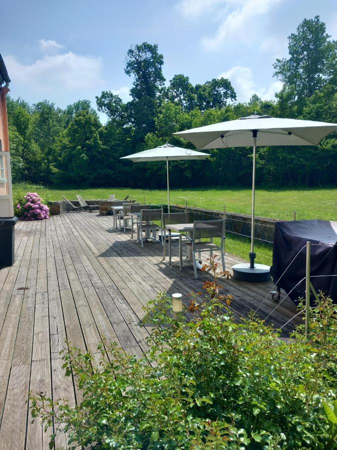 Le Manoir De Villefermoy Les Ecrennes Екстериор снимка