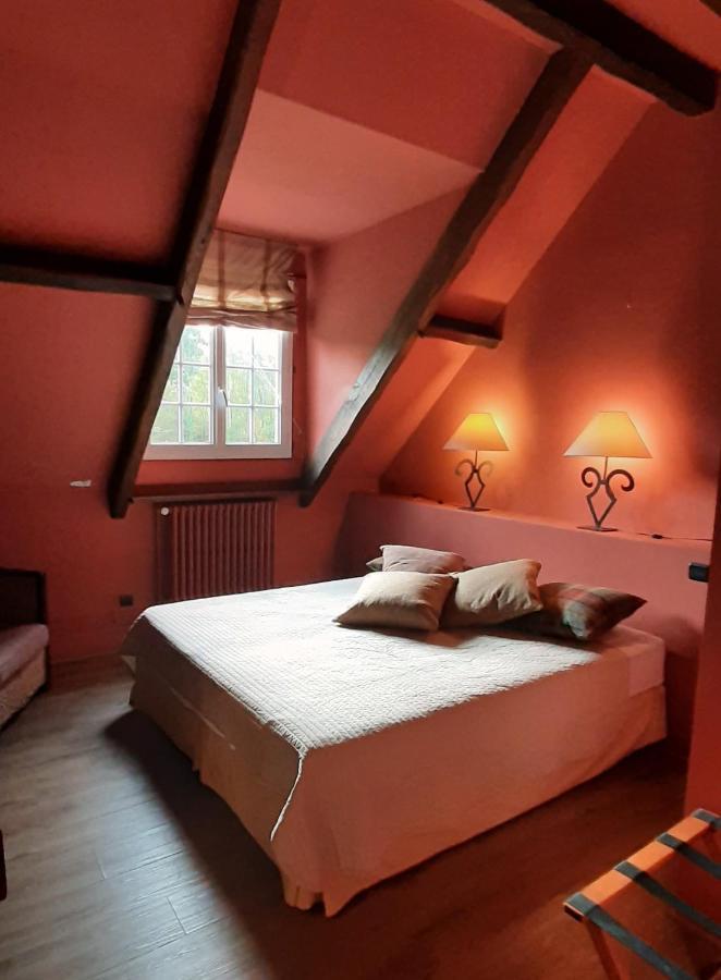 Le Manoir De Villefermoy Les Ecrennes Екстериор снимка
