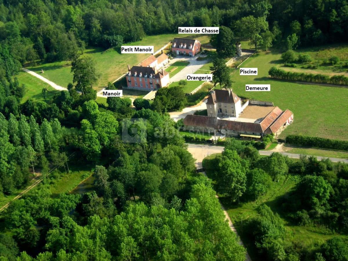 Le Manoir De Villefermoy Les Ecrennes Екстериор снимка